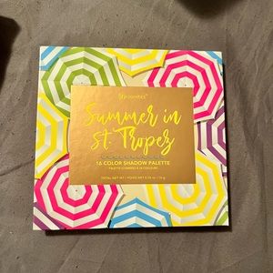 BH cosmetics eyeshadow palette
